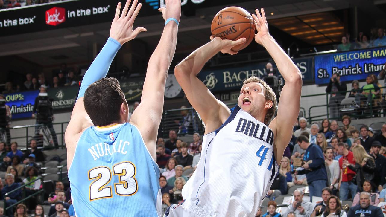 Interview-Crasher Nowitzki trägt Dallas