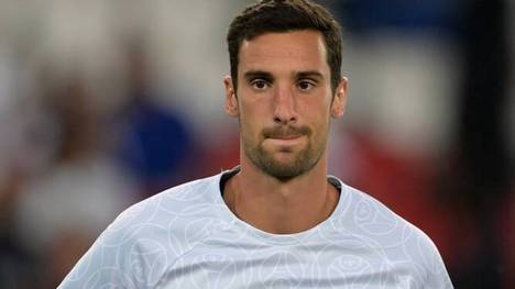 PSG-Torwart Sergio Rico kämpft sich nach seinem schweren Reitunfall zurück ins Leben. Nun spricht seine Frau von weiteren Fortschritten.