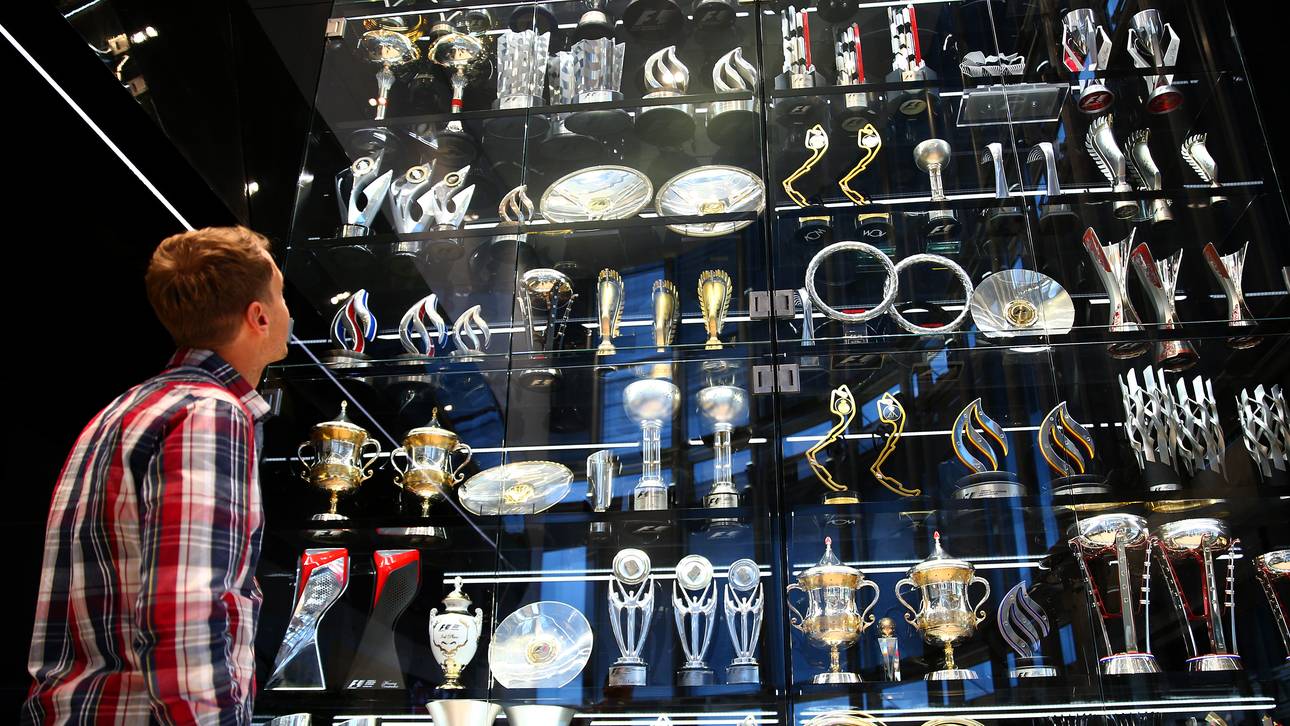 Alle Pokale von Red Bull gestohlen