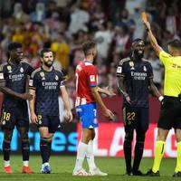 Kapitän Nacho wird nach einer Roten Karte in La Liga für drei Spiele gesperrt und fehlt Real Madrid damit in einem der wichtigsten Spiele der Saison.