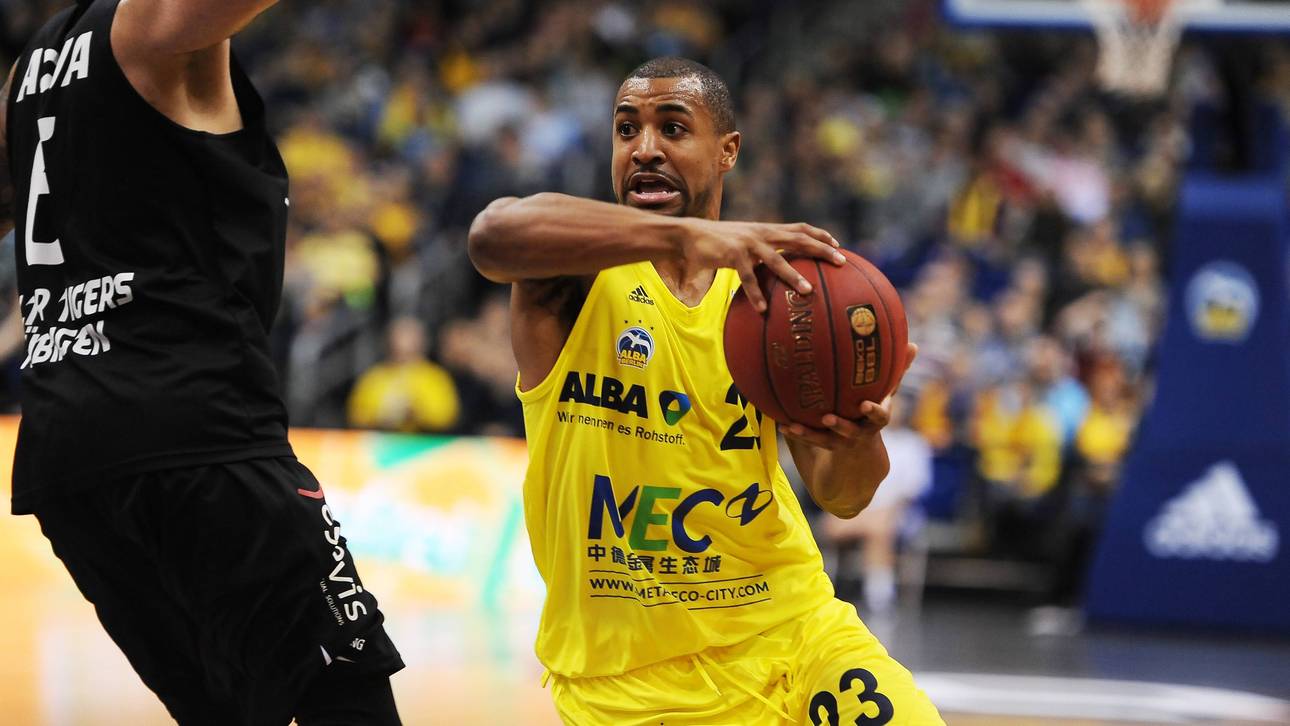 ALBA Berlin erobert Rang drei