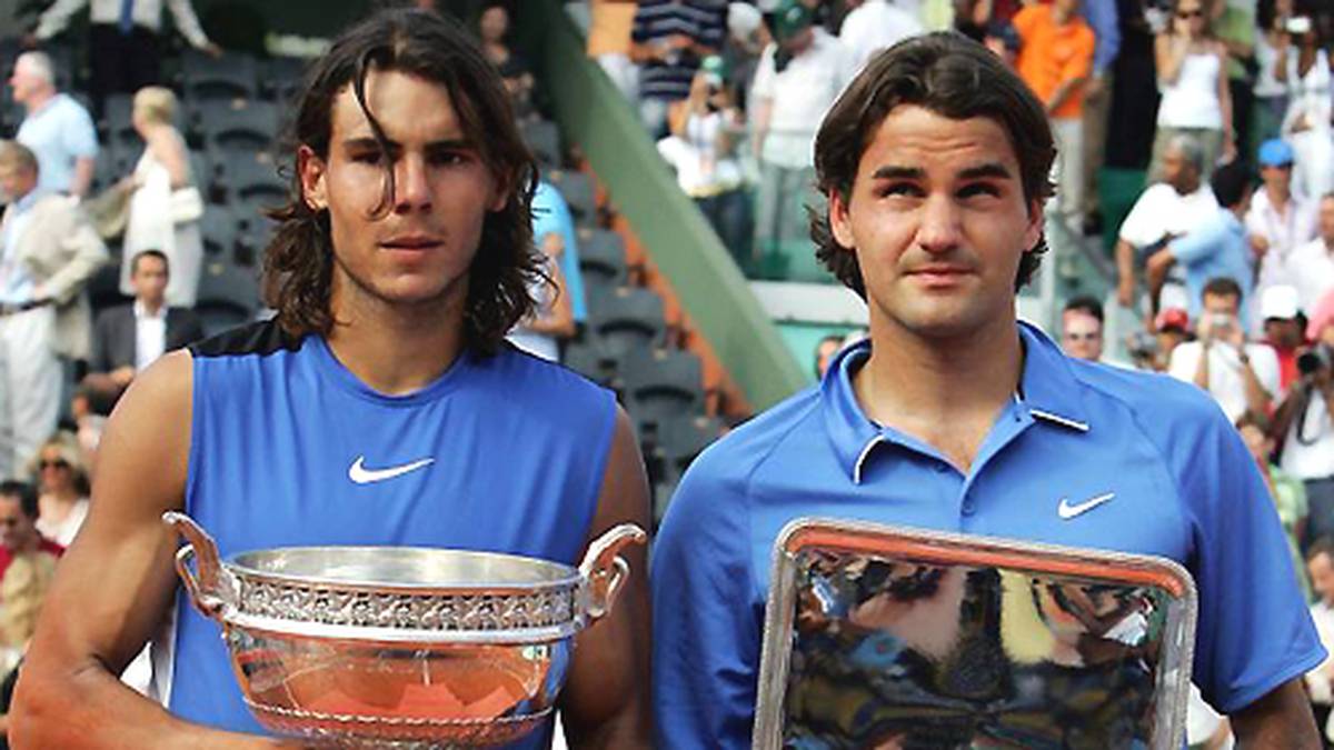 Ein Jahr später verteidigt "Rafa" seinen Titel in Roland Garros. Dem Weltranglisten-Ersten Roger Federer bleibt nur das Nachsehen. Das Duell Nadal - Federer entwickelt sich im Laufe der Jahre zu einem legendären Zweikampf