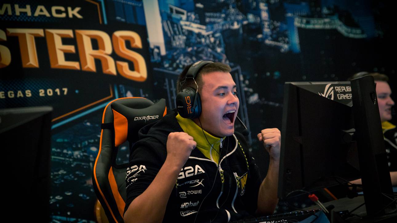 NaVi ist zurück an der Spitze!