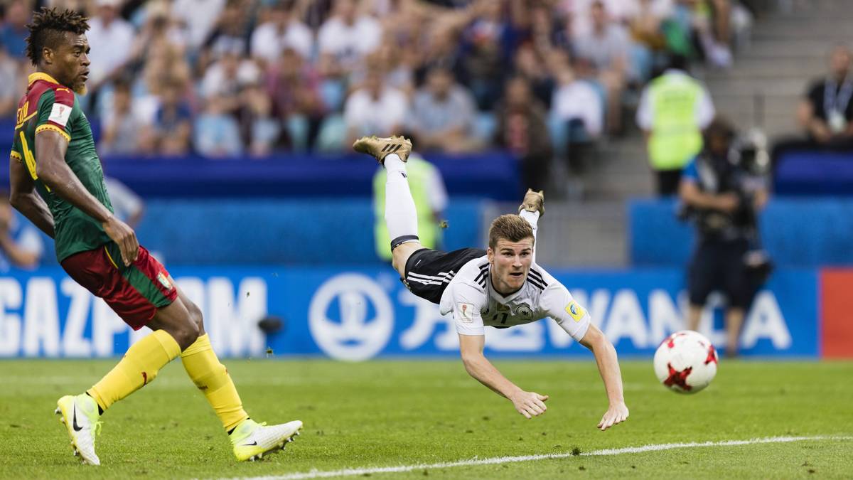 Timo Werner sorgt daraufhin wieder sportlich für einen Höhepunkt. Erst trifft er per Kopf, dann per Fuß