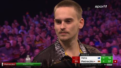 Ricardo Pietreczko verliert sein erstes Gruppenspiel beim Grand Slam of Darts knapp mit 4:5 gegen Damon Heta.