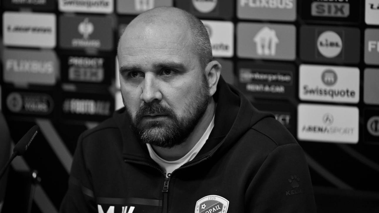 Trainer bricht zusammen und stirbt