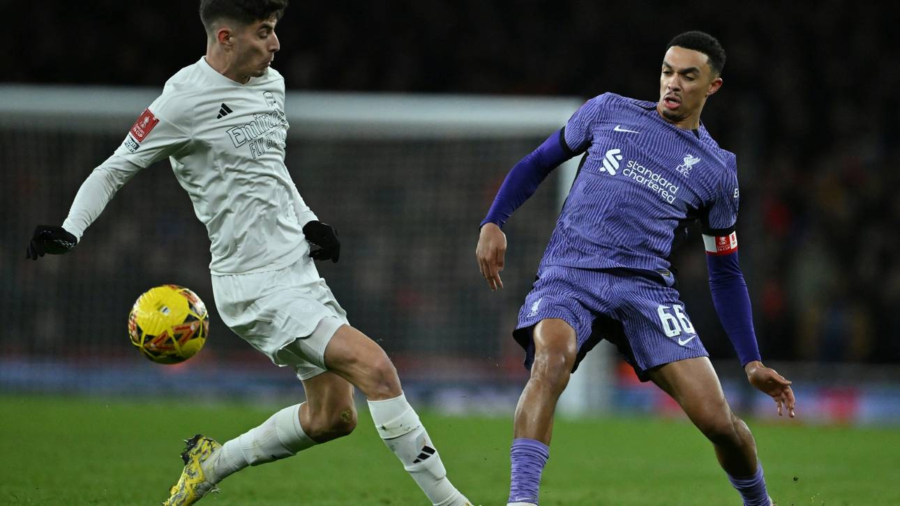 Liverpool: Alexander-Arnold fällt mit Knieverletzung aus