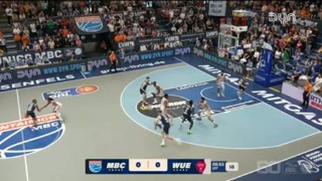 Die BBL-Highlights der Basketball-Partie SYNTAINICS MBC - Fitness First Würzburg Baskets im Video.