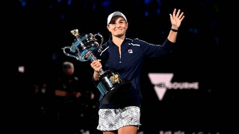 Überrascheng in der Tenniswelt. Die 25-Jährige Weltranglistenerste Ashleigh Barty gibt ihr Karriereende bekannt.