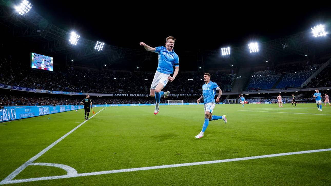 „Napoli – McTominay – Pizza!“