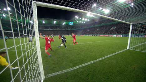 Borussia Mönchengladbach zieht gegen Heidenheim souverän in die nächste Pokalrunde ein. Jordan Siebatcheu stellt mit einem Doppelpack früh die Weichen.