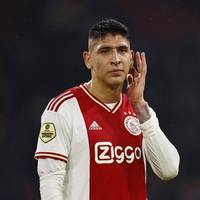 Edson Alvarez spricht über das Interesse von Borussia Dortmund an ihm. Der Ajax-Star lässt mit seiner Aussage aufhorchen.