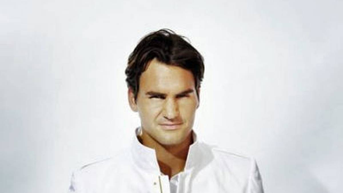 Roger Federer ist laut "Forbes" die stärkste Marke auf der Welt. Seine eigene Bekleidungslinie "RF" ist unter Tennisfans Kult. Federer macht sich seine elegante Spielweise auf dem Platz zu eigen...