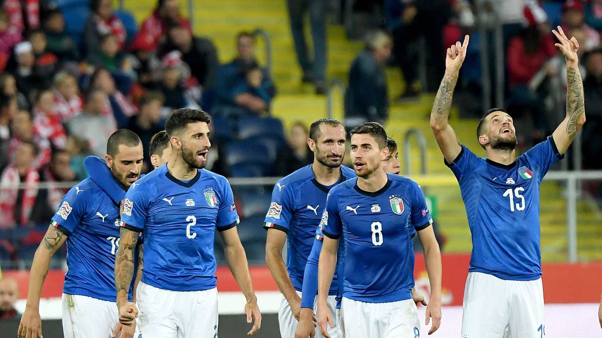 GRUPPE J: ITALIEN - 2016 noch im Elfmeterschießen im Viertelfinale an Deutschland gescheitert - nun nimmt die Squadra Azzurra mit einer neuen Generation einen neuen Anlauf zum ersten EM-Titel seit 1968. Die Qualifikation sollte in der Gruppe J keine allzu großen Schwierigkeiten darstellen