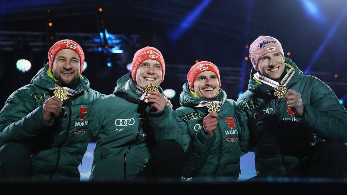 Markus Eisenbichler, Karl Geiger, Richard Freitag und Stephan Leyhe (v.l.n.r.) wurden 2019 Weltmeister im Teamspringen