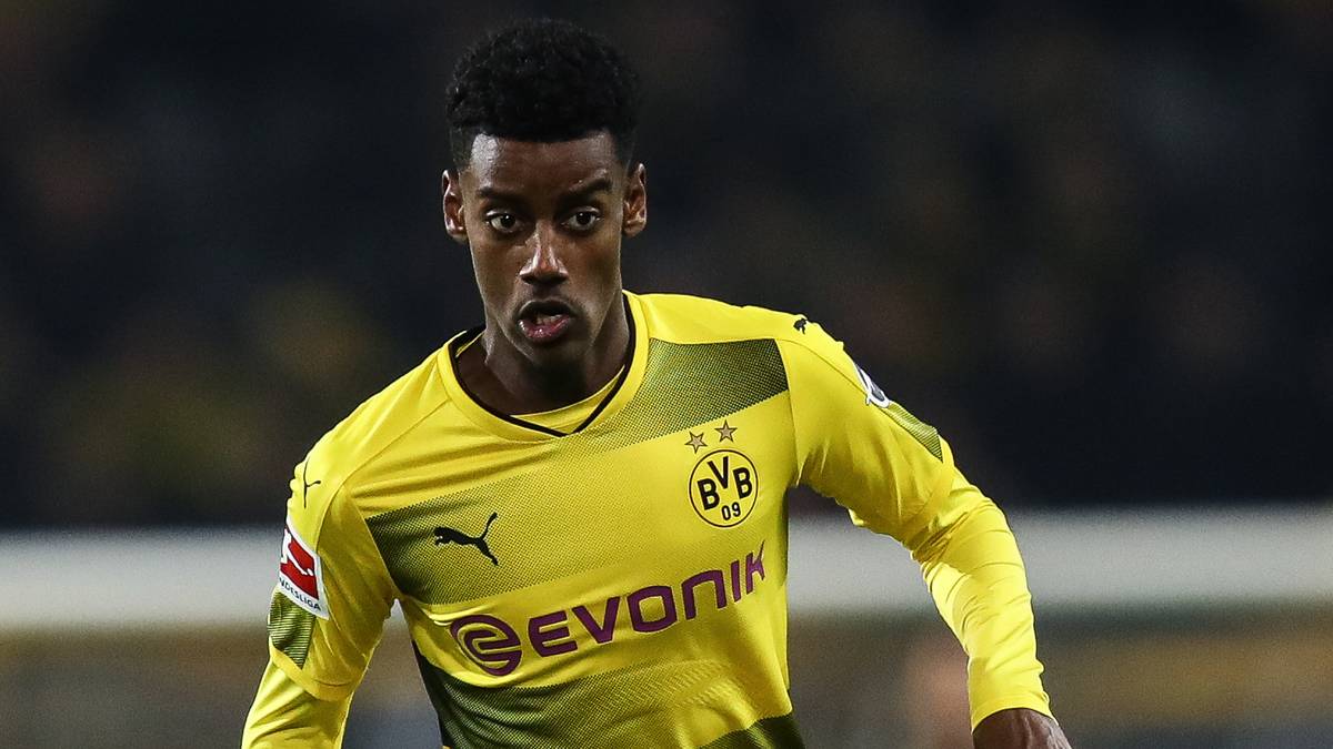 ALEXANDER ISAK: Ersetzt kurz vor dem Ende Pulisic. SPORT1-Note: Keine Bewertung