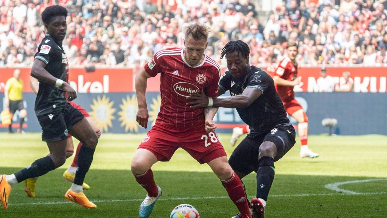 Düsseldorf verabschiedet Hennings emotional