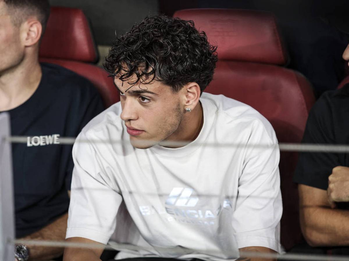 Barca bestätigt Abgang von BVB-Flirt Fort
