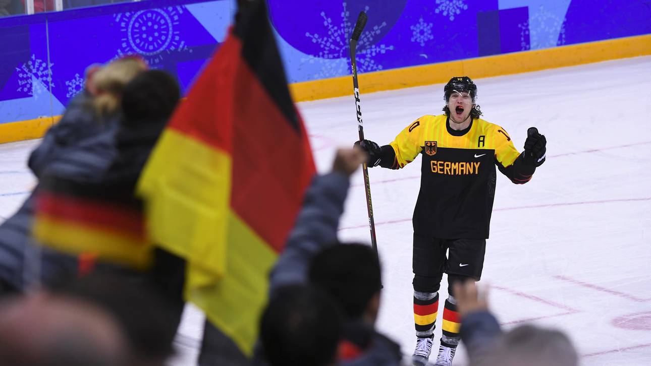 Ehrhoff trägt deutsche Fahne