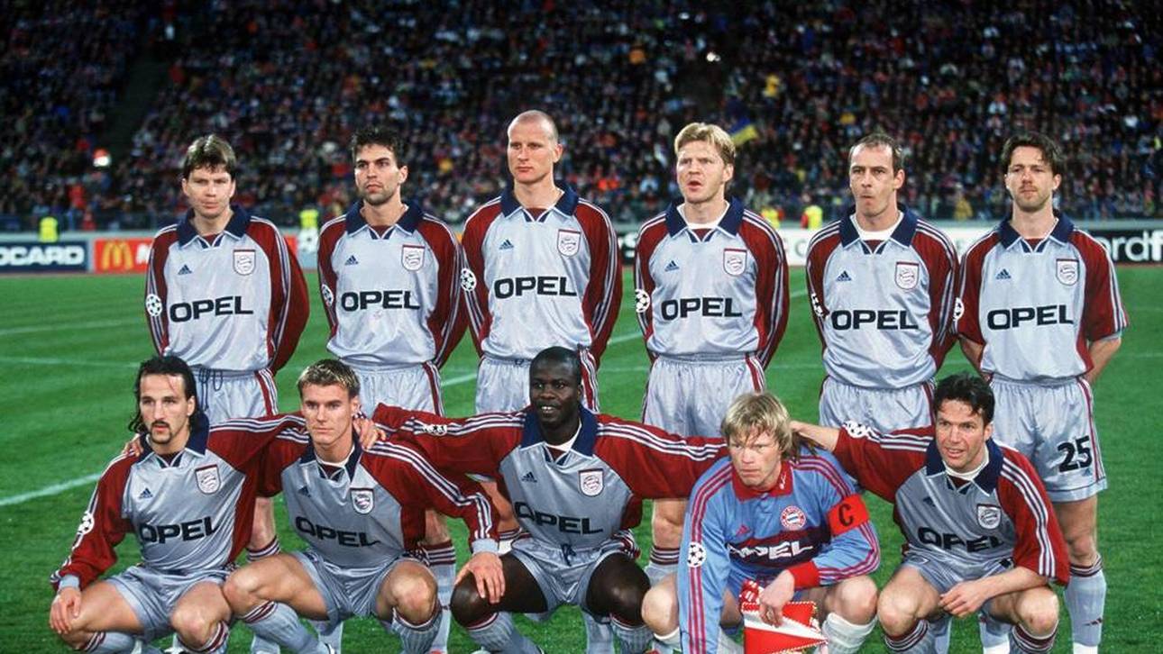 Markus Babbel vor dem Champions-League-Finale 1998/99 mit Linke, Basler, Effenberg, Jancker und Tarnat (hinter Reihe, v.l.)