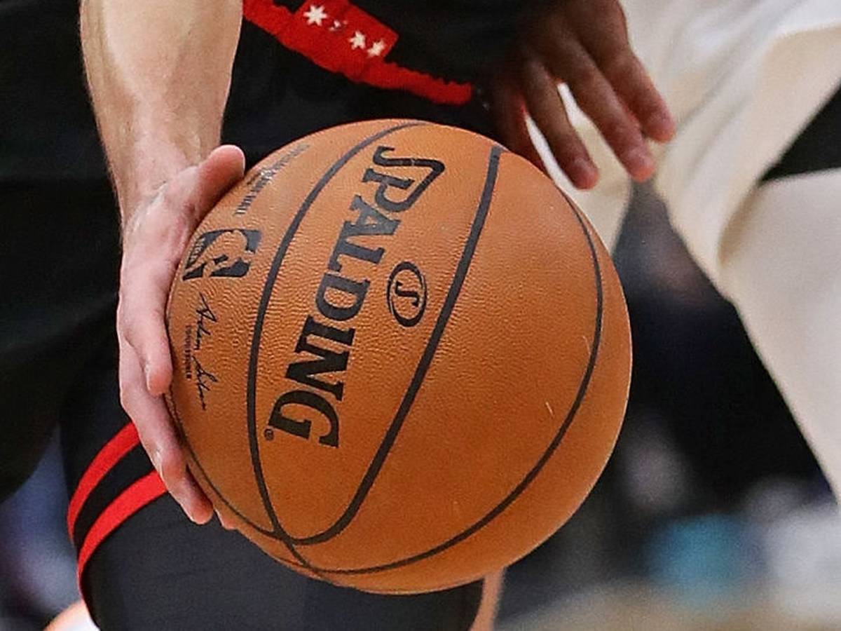 Nba ball. Баскетбольный мяч НБА. Баскетбольный мяч НБА 2020. Официальный мяч НБА 2020. Баскетбольный мяч 5 NBA.