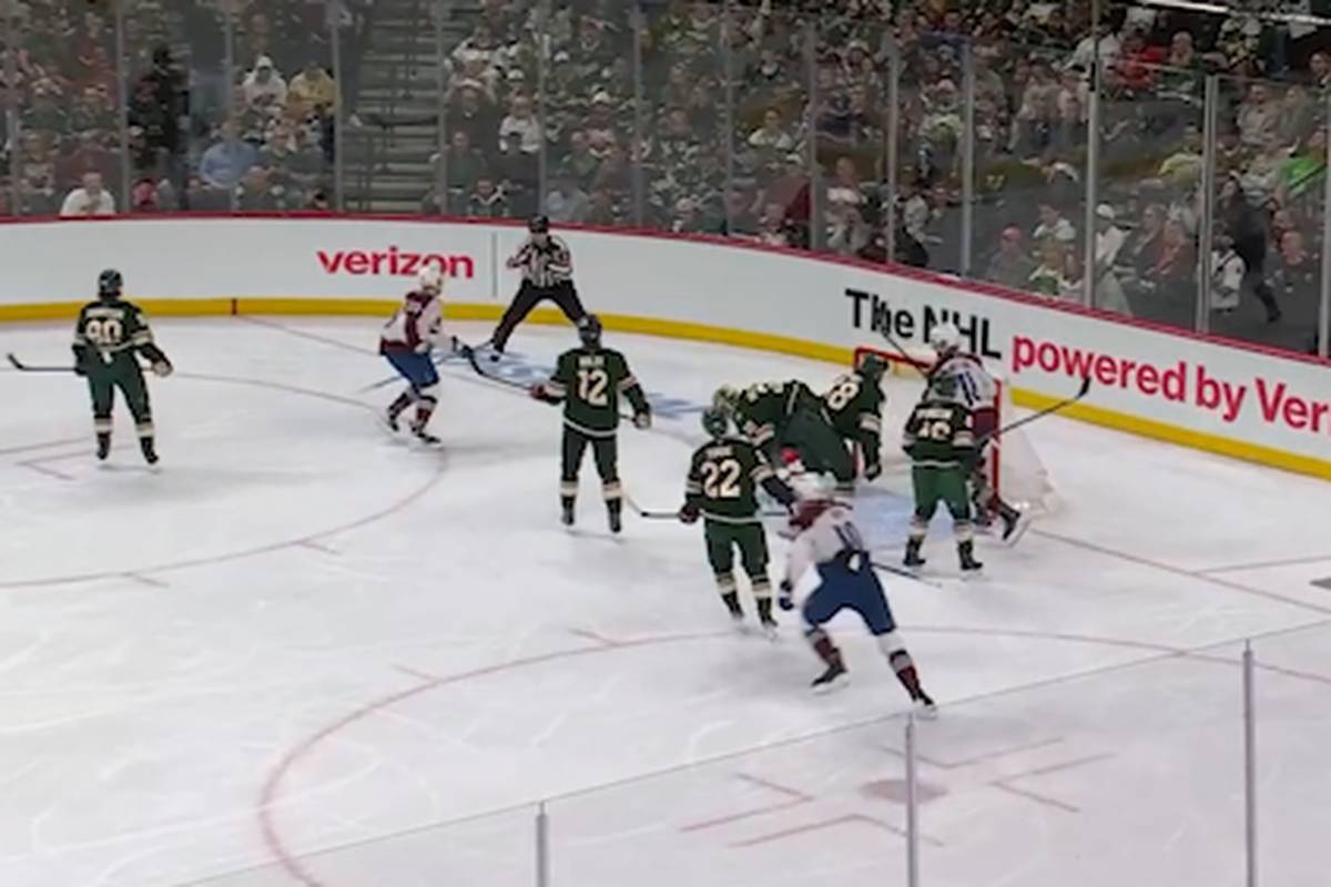 Deutscher NHL-Star sorgt für besonderen Moment