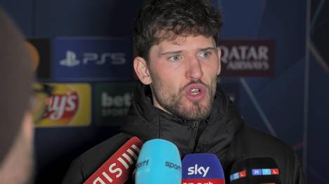 Serhou Guirassy hatte vom Elfmeterpunkt die beste Chance auf einen Treffer. Doch der Stürmer vergab seine Chance. Gregor Kobel verrät, warum er bei dieser Szene nicht hinschaute. 