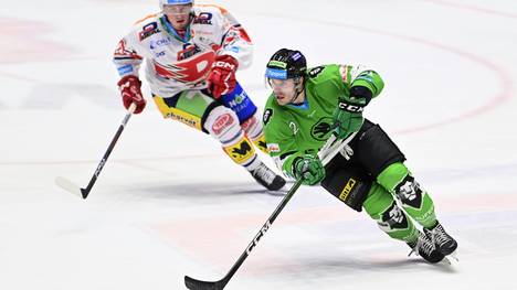 Neu in Iserlohn: Zach Osburn (r.)