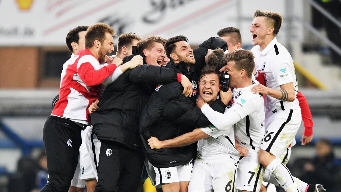 Freiburg: Meisterschale schon Sonntag?