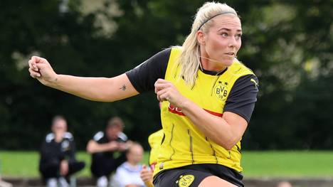 Ana Louisa Haslsteiner trifft mit dem BVB auf Schalke 04