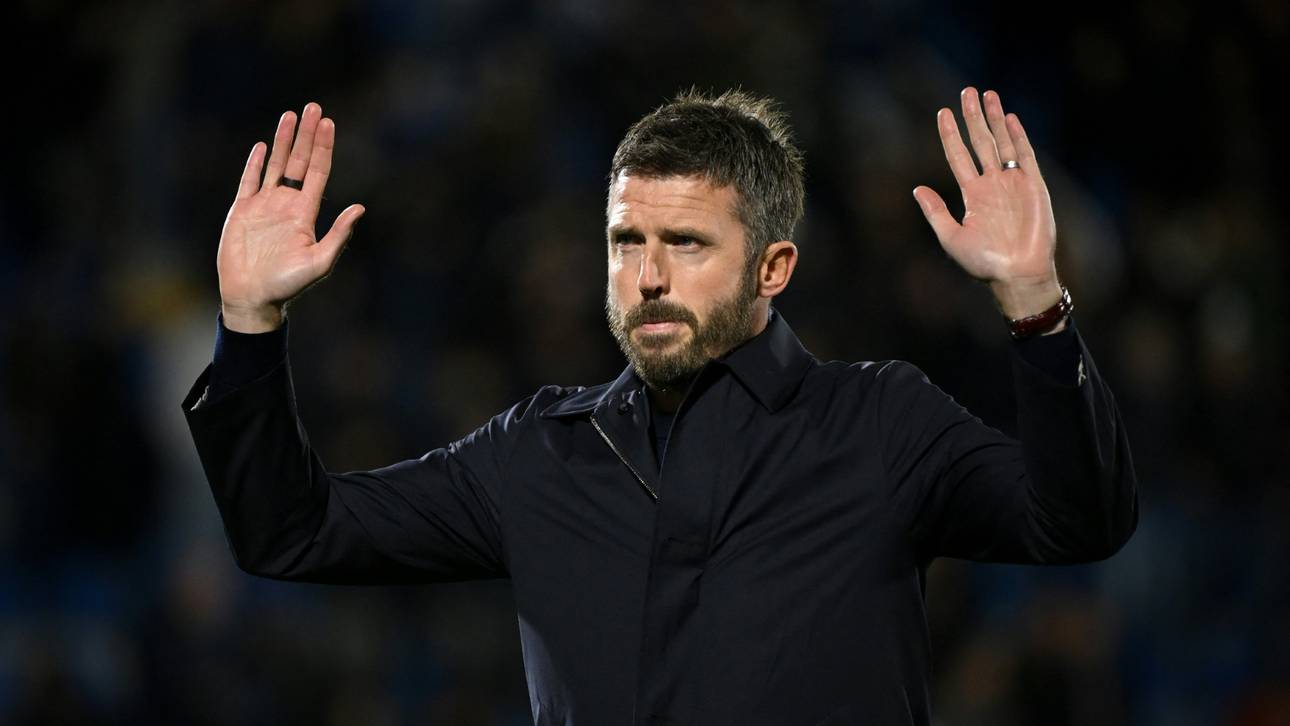 Michael Carrick entschuldigt sich