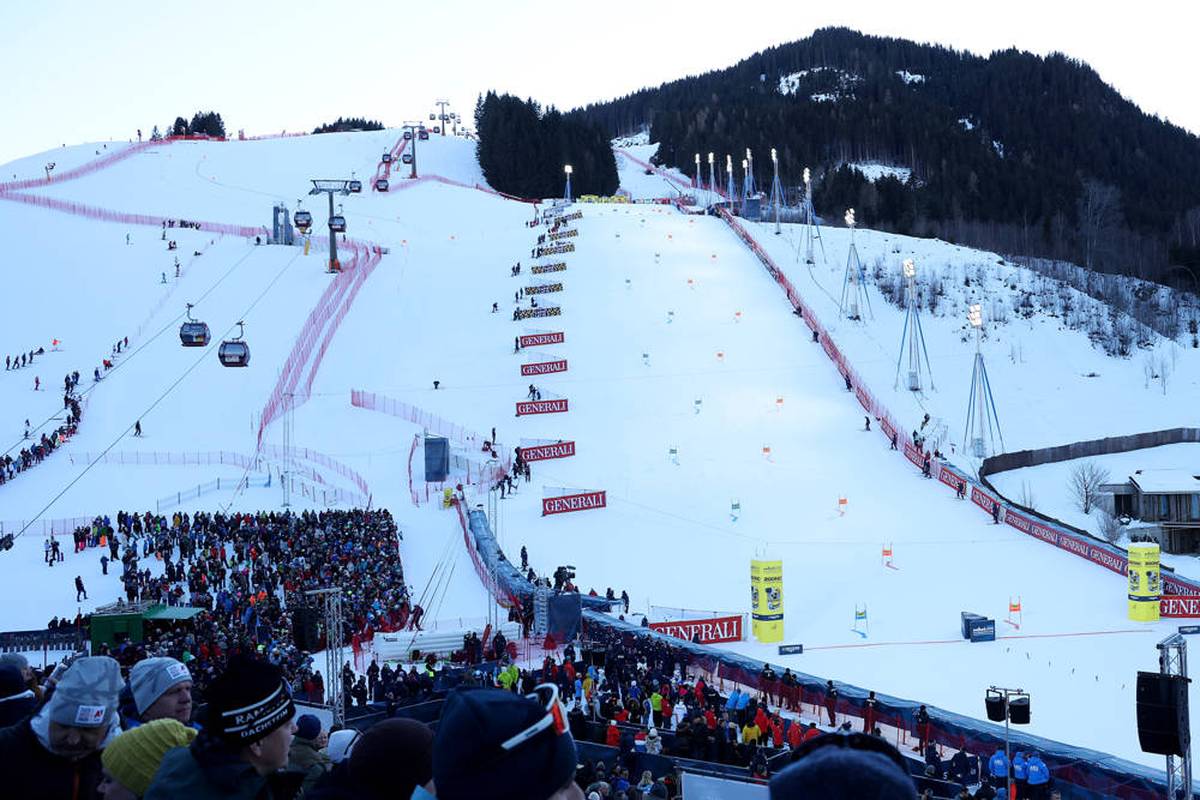 Die Ski-WM in Saalbach, Österreich ist im vollen Gange - SPORT1 präsentiert alle Termine, die für Wintersport-Fans wichtig sind.