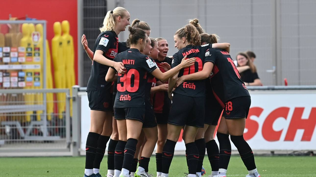 Bayer feiert Kantersieg