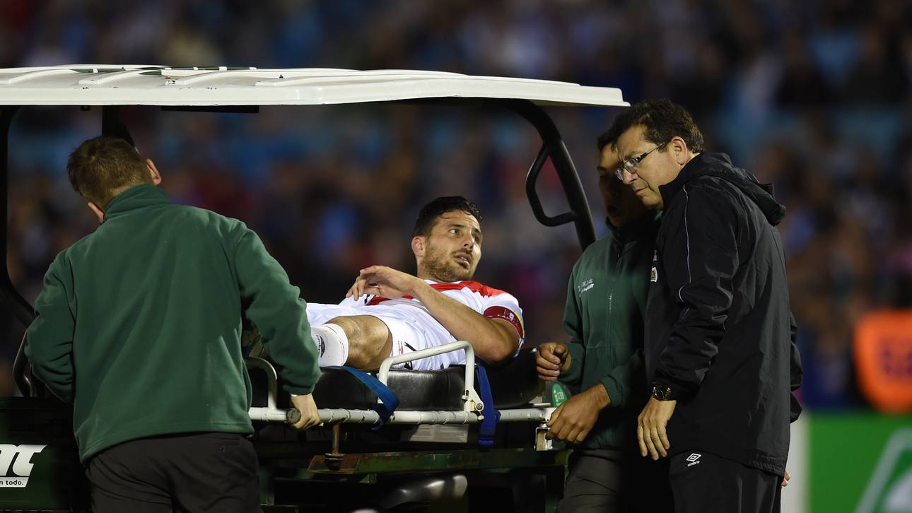 Bremen bangt: Pizarro am Rücken verletzt