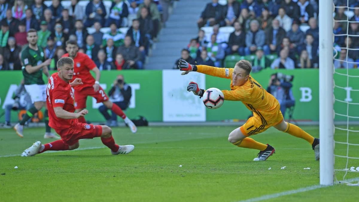 RON-THORBEN HOFFMANN: Bei Bayern II ist der 20-Jährige die Nummer zwei hinter Früchtl. Obwohl der frühere Leipziger im Mai 2018 einen bis 2021 gültigen Profivertrag unterschrieb, sind seine Chancen, sich dauerhaft bei den Profis zu etablieren eher als gering einzuschätzen