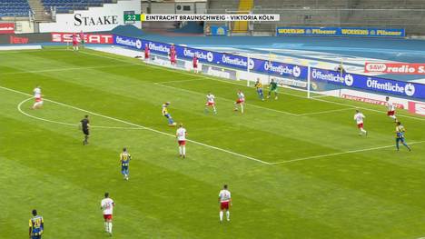 Beim Drittliga-Rekordspiel für Kölns Trainer Pavel Dotchev verpasst seine Viktoria das perfekte Geschenk gegen Eintracht Braunschweig. Auch weil BTSV-Joker Marcel Bär einen Sahnetag erwischt.