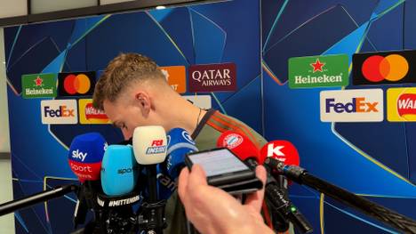 Joshua Kimmich geht sehr selbstkritisch mit der ersten Saisonniederlage des FC Bayern um. Der Mittelfeldspieler analysiert klar und deutlich.
