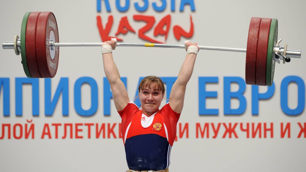 Russische Gewichtheberinnen positiv