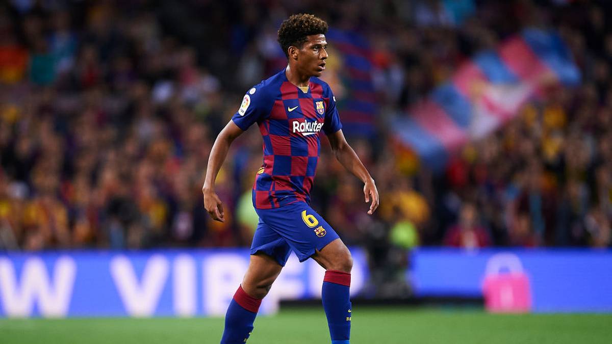 Trainer David Wagner sagt, Todibo sei einer der "besten jungen Innenverteidiger in Europa". Zudem kann der physisch starke Todibo, der die verletzten Salif Sane und Benjamin Stambouli ersetzen soll, defensiv variabel eingesetzt werden. Erwähnenswert auch, dass Barca sich eine Rückkaufoption zusichern ließ