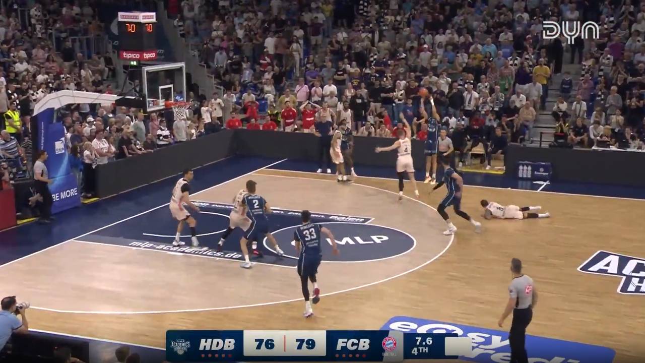 Bayern feiert ersten Finals-Triumph