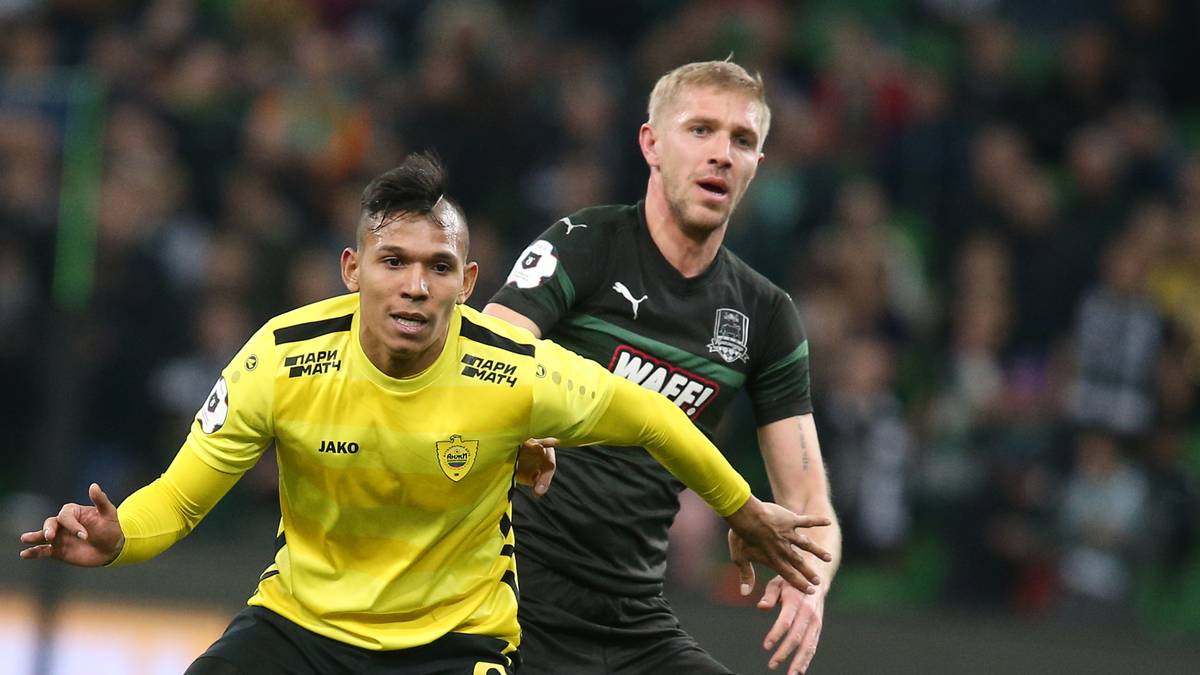 RUSSLAND: Krasnojarsk und Anschi Machatschkala stehen als Absteiger fest. In die Relegation müssen FK Ufa und Krylja Sowetow Samara, aus der zweiten Liga nehmen Tomsk und ein weiteres Team teil. Direkte Aufsteiger sind FK Tambow und PFC Sotschi