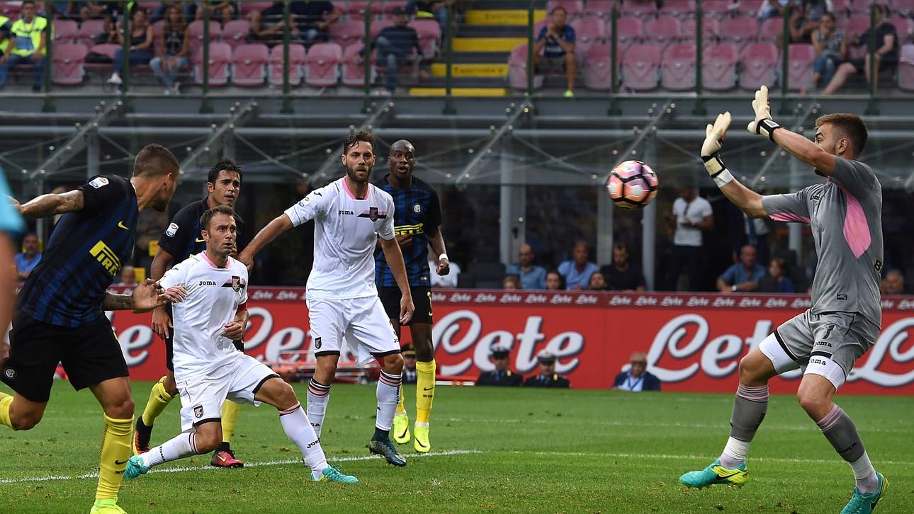 FC Internazionale v US Citta di Palermo - Serie A