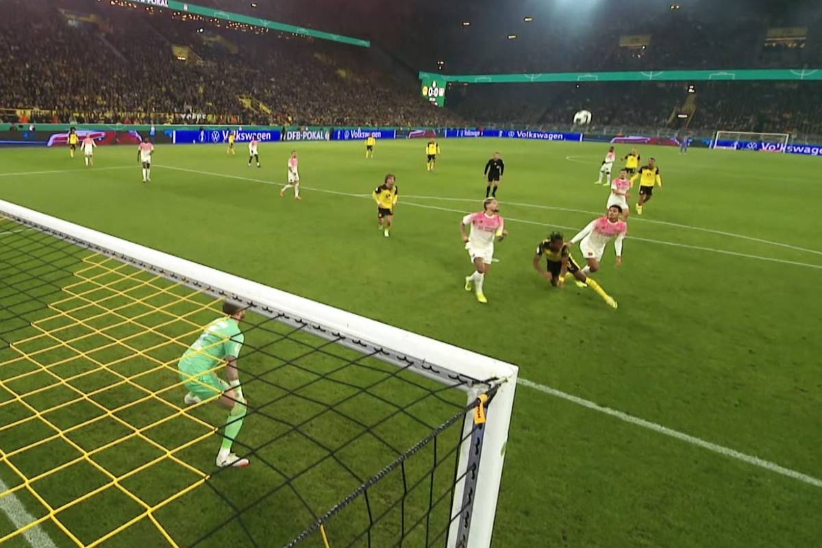 Hätte es hier einen Platzverweis geben müssen?