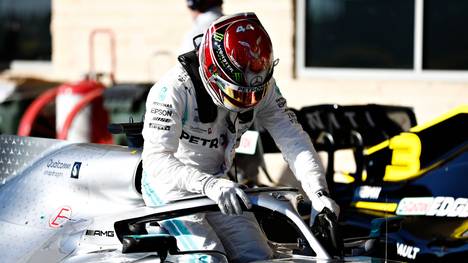 AUSTIN, TEXAS - NOVEMBER 02: Fifth place qualifier Lewis Hamilton of Great Britain and Mercedes GP climbs from his car in parc ferme during qualifying for the F1 Grand Prix of USA at Circuit of The Americas on November 02, 2019 in Austin, Texas. (Photo by Will Taylor-Medhurst/Getty Images)