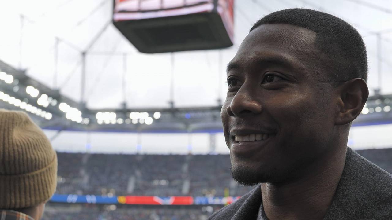David Alaba beim NFL-Game in Frankfurt: Diesem NFL-Star drückt er die Daumen