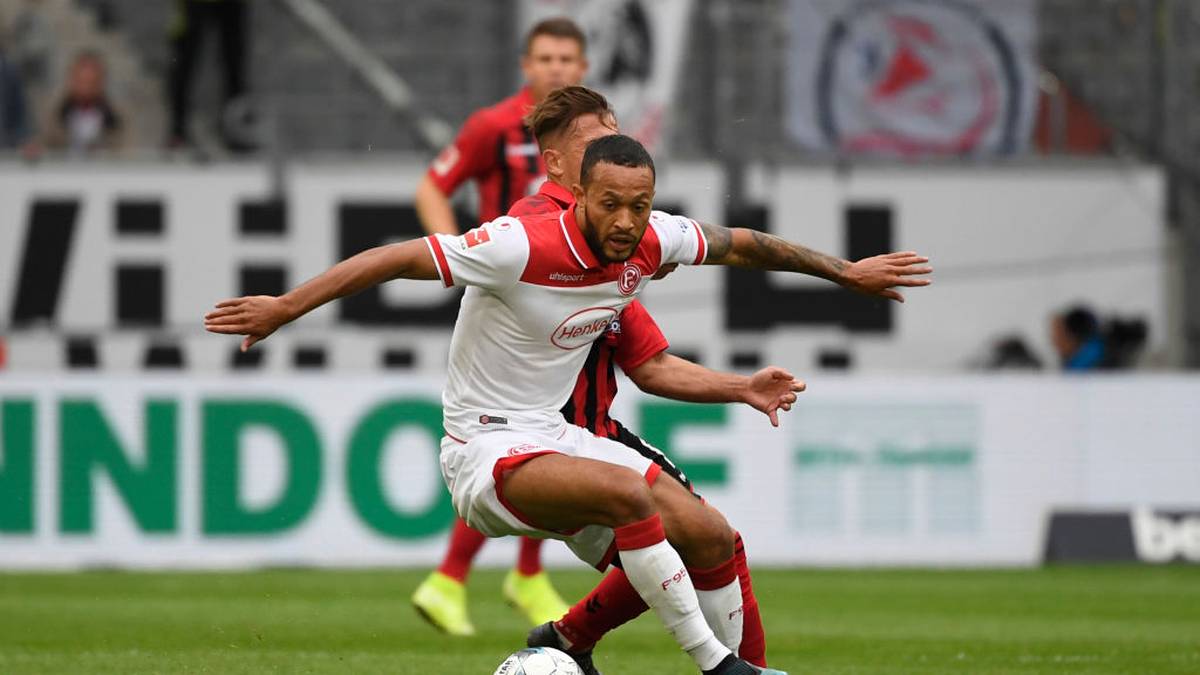 LEWIS BAKER: Der 24-Jährige ist vom FC Chelsea geliehen, stand zuletzt nicht mal mehr im Kader von Friedhelm Funkel (acht Einsätze). Er kam, um sich als Leistungsträger zu etablieren. Dazu muss er in der zweiten Saisonhälfte aber einen gewaltigen Sprung machen