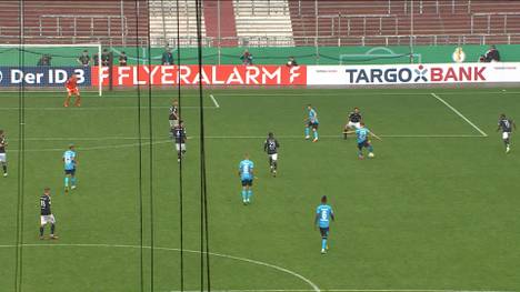 Bayer Leverkusen feiert in der ersten DFB-Pokal-Runde einen Kantersieg. Gegen Teutonia Ottensen trifft die Werkself nach Belieben.