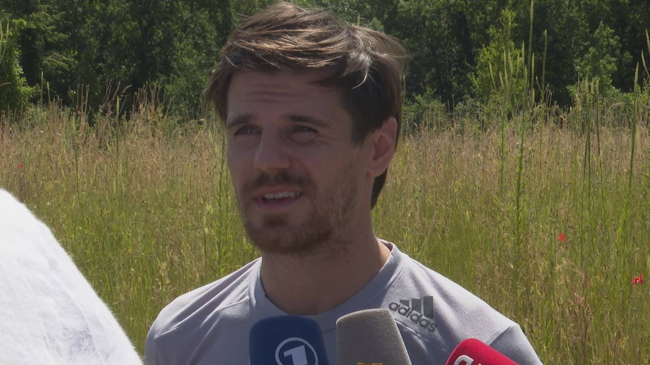 DFB-Team: Spieler verteidigen Bundestrainer Hansi Flick und sein System