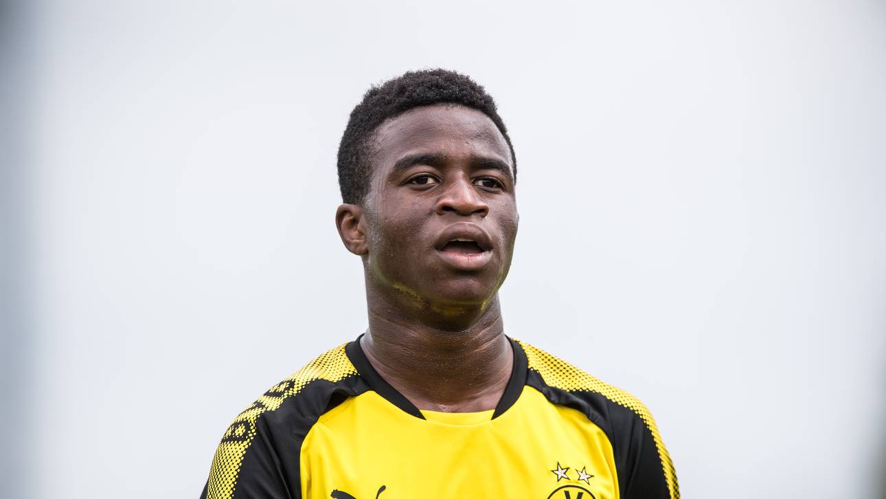 Moukoko: Darum bleiben Fragen offen