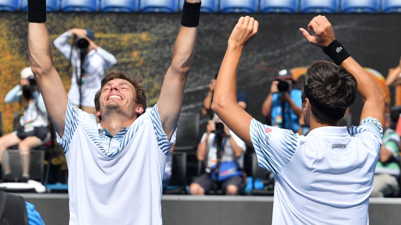 Franzosen gewinnen Doppeltitel